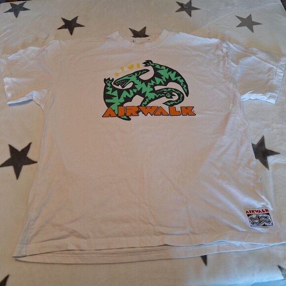 Other - FOREVER 21 X AIR WALK WHITE AND GREEN DINOSAUR GRAPHIC T-SHIRT MENS